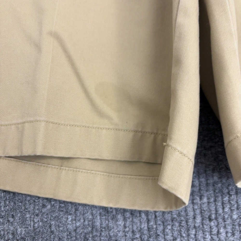 LL Bean Shorts Mens 34 Khaki Cotton Classic Fit Chino Casual Outdoor Summer - Picture 3 of 7